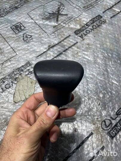 Рукоятка кулисы кпп Lexus Es 7 седан 6AR-FSE 2021