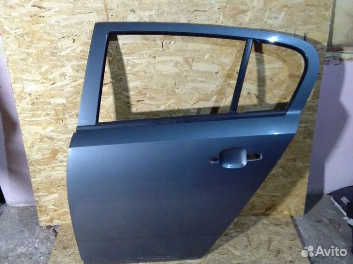 Дверь задний левый opel Astra h хечбек
