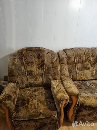 Продам угловой диван бу