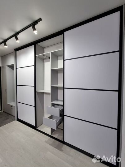 Шкаф стенка