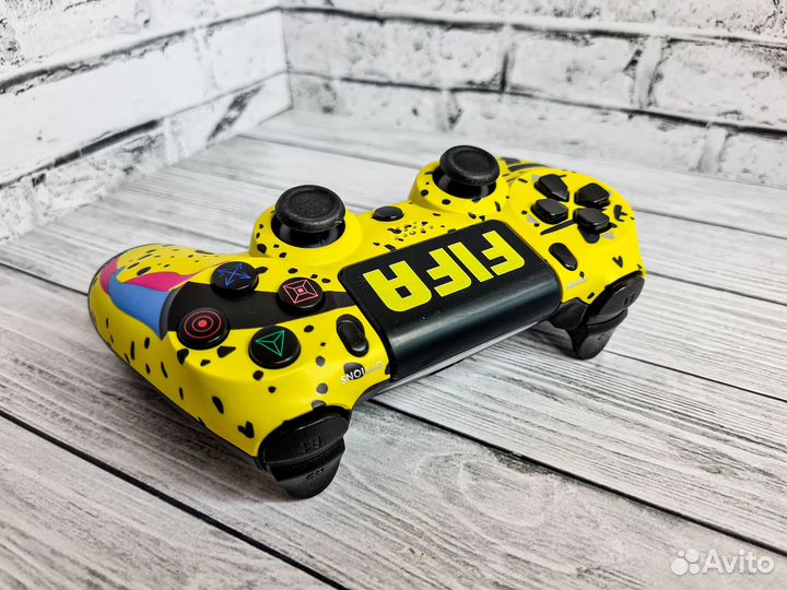 Геймпад PS4 / Новый с принтами + Б0hyс от MBT