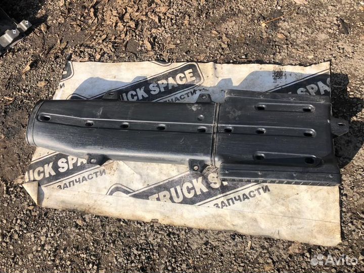 1328237 Воздуховод за кабиной DAF