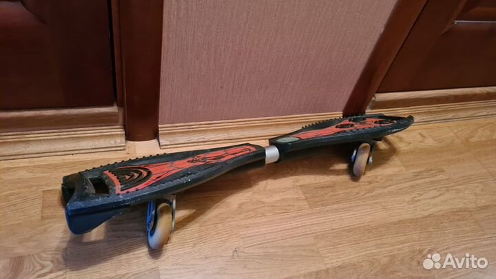 Двухколесный скейтборд