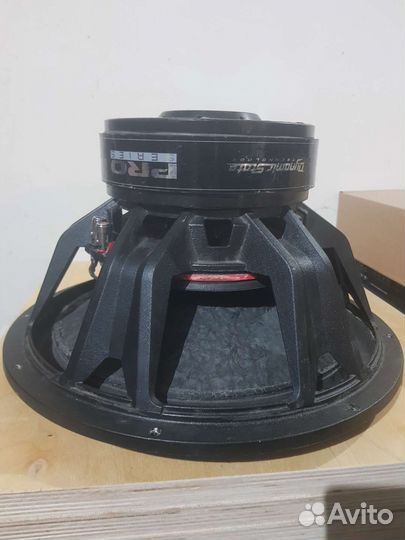 Сабвуфер моноблок