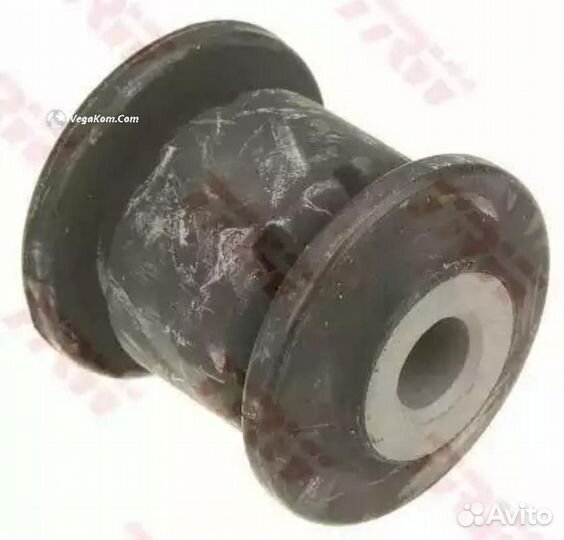 Сайлентблок рычага JBU692