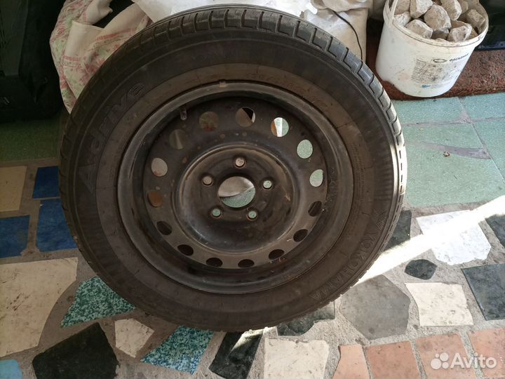 Шины автомобильные с дисками