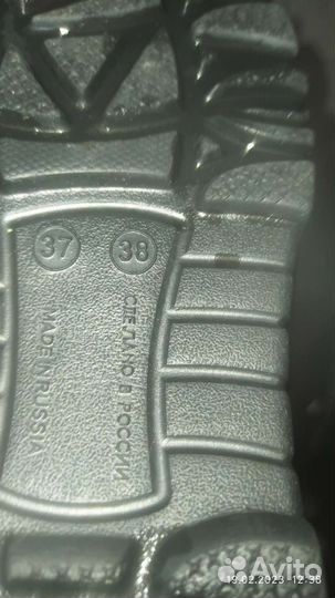 Женская обувь