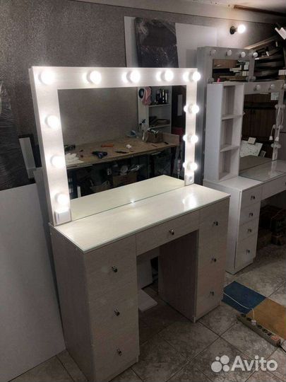 Сборщик мебели в мастерскую