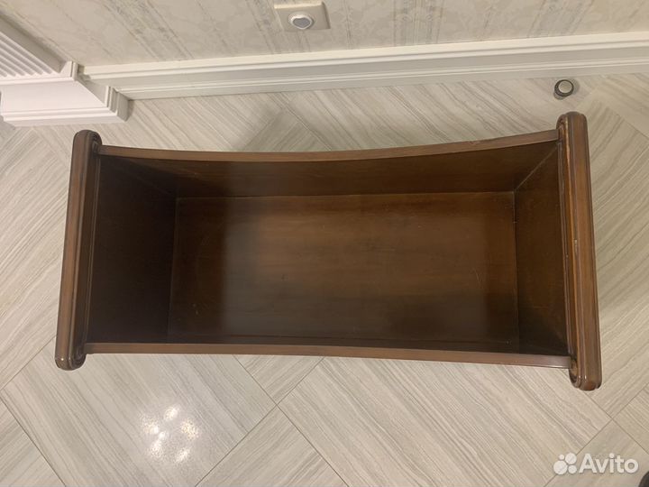 Подставка для цветов