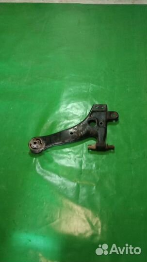Рычаг подвески перед левый Hyundai Sonata 5 2006г
