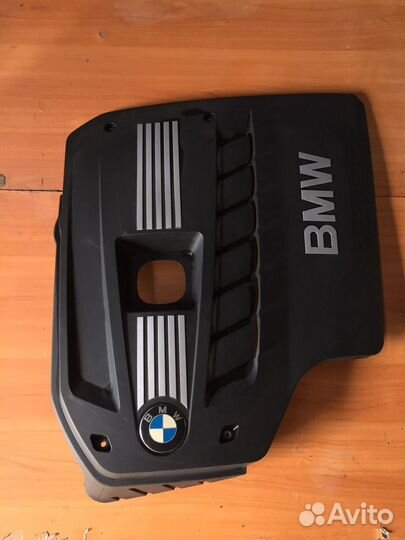 Bmw f10 N52 декоративная крышка двигателя