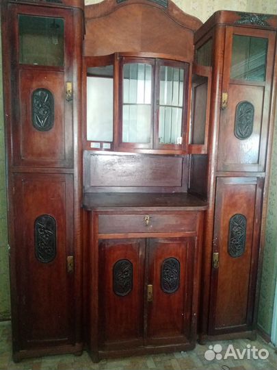 Старинный буфет