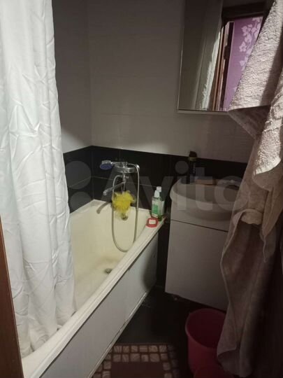 3-к. квартира, 60 м², 5/5 эт.