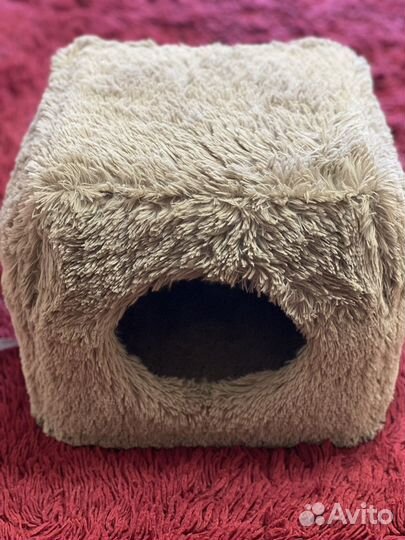 Лежанка-домик для кошки бу