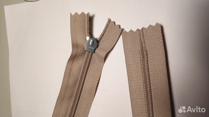 Молнии YKK с реверсными бегунками