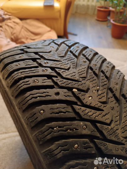 Nokian Tyres Hakkapeliitta 8 215/60 R16 99T