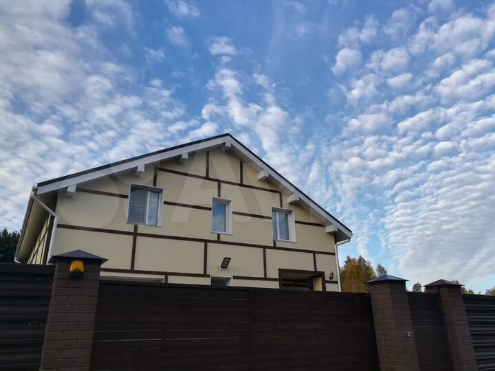 Дом 286 м² на участке 18 сот.