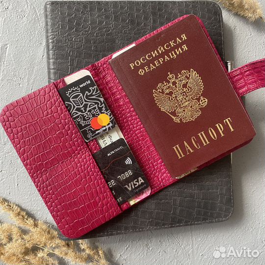 Обложка на паспорт, ручная работа