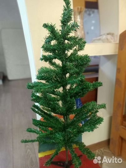 Елка искусственная (новая)