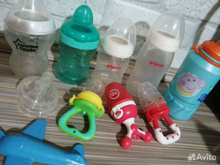 Пакет детские бутылочки, поильники, нимблеры