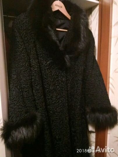 Новая шубка + шапка(бонус)