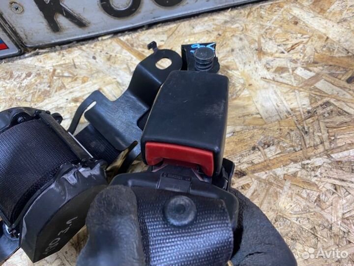 Ремень безопасности задний Bmw X5 E70 3.0 2011