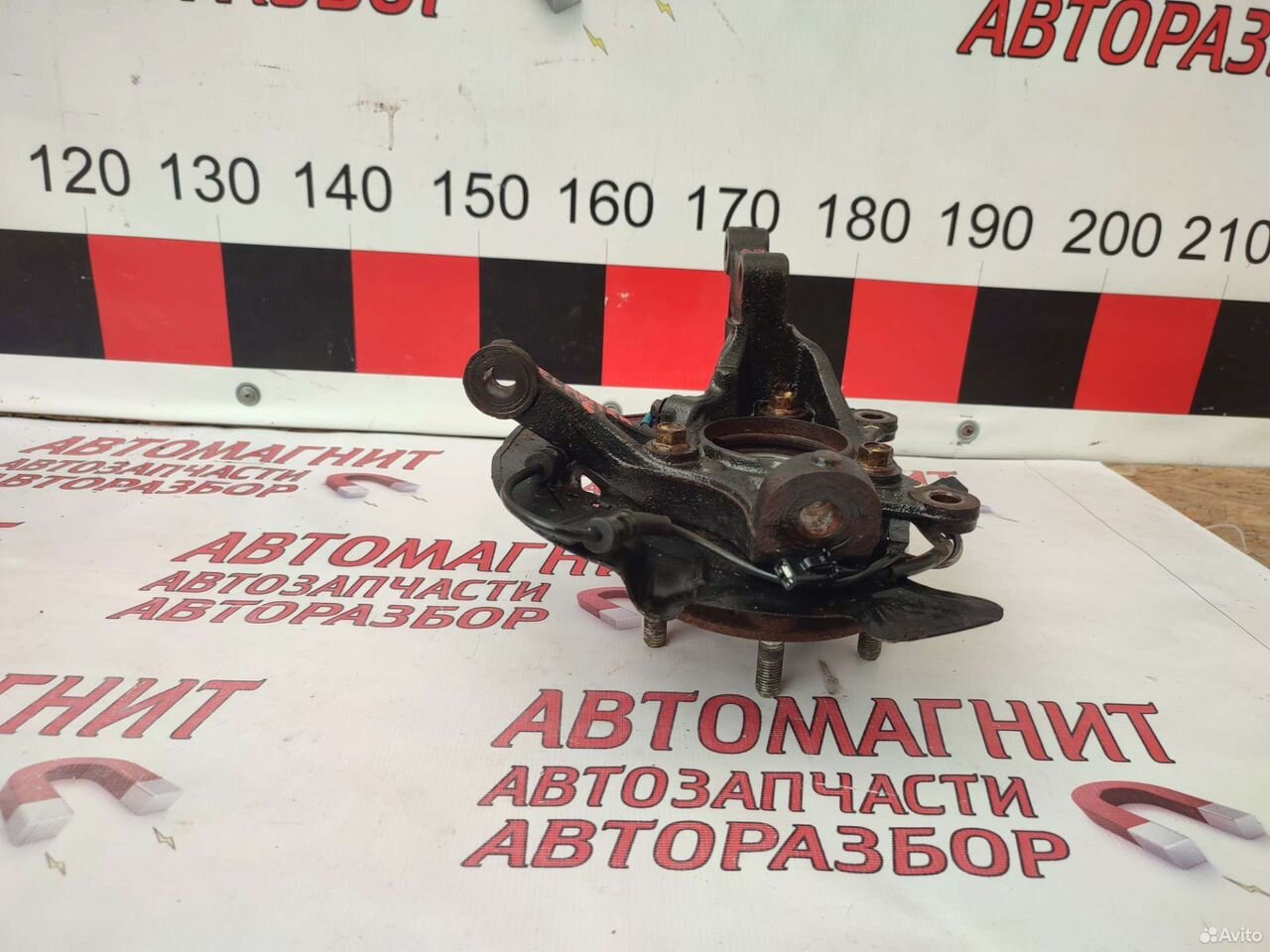 Кулак поворотный левый ступица Элантра 6 AD