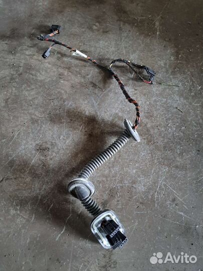 Проводка двери передний левый на Porsche Cayenne