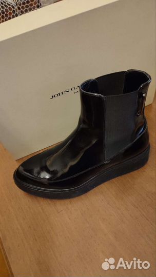 Ботильоны John Galliano кожа, лак 38 размер