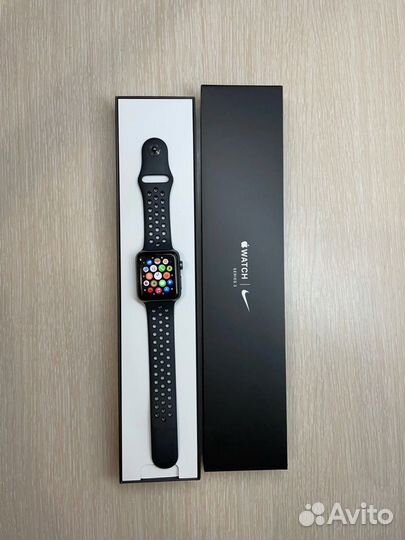 Часы apple watch 3 42mm nike