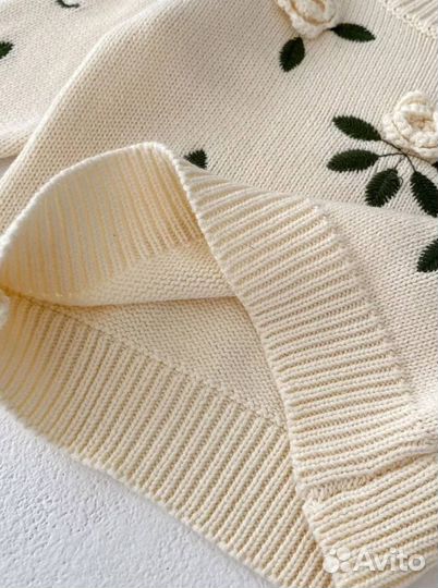 Свитер на девочку 90.100