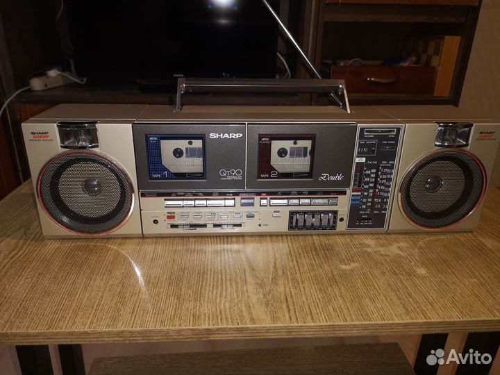 Магнитола sharp QT 90