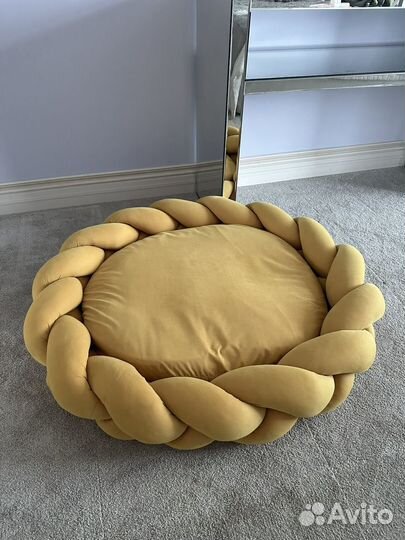 Лежанка для собак