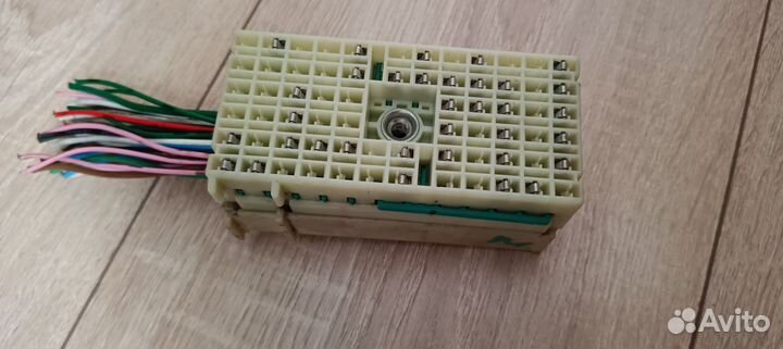 Разъём блока предохранителей