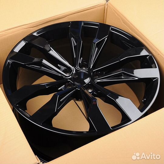Диски R19 на VW Touareg, Tiguan, Teramont KoKo Kut