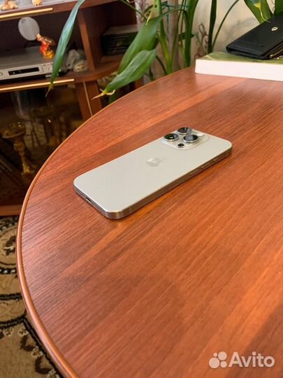 iPhone 15 pro 128 natural titanium sim esim