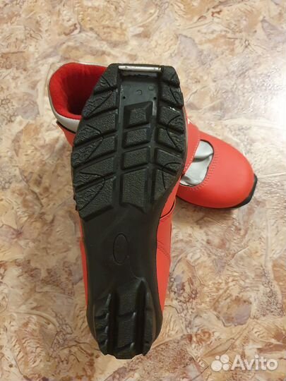 Лыжные ботинки trek размер 36/37