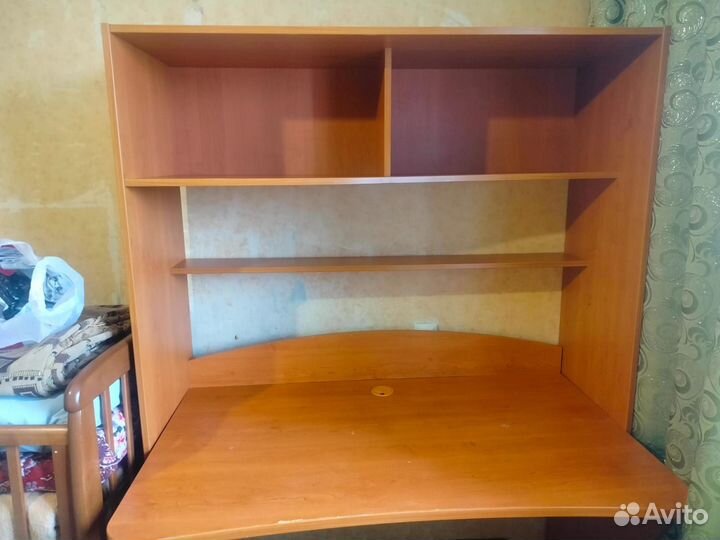 Письменный стол для школьника бу