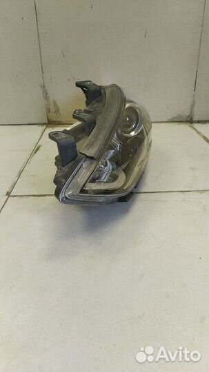 Фара передняя левая Hyundai Elantra