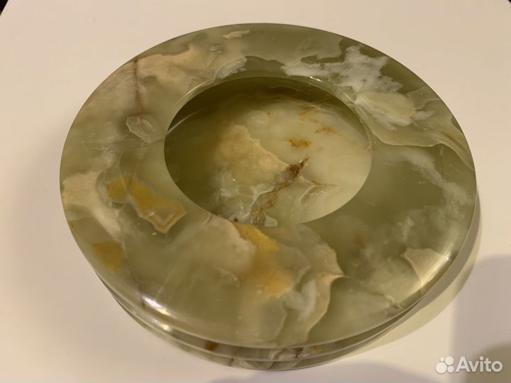 Пепельница из оникса