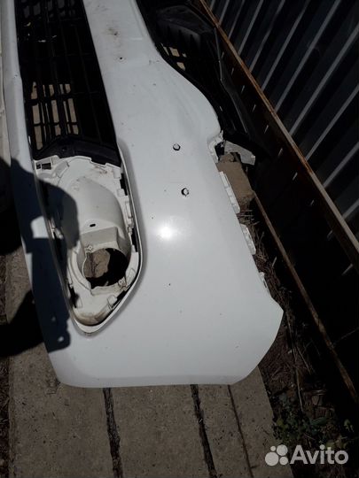 Бампер передний Renault logan