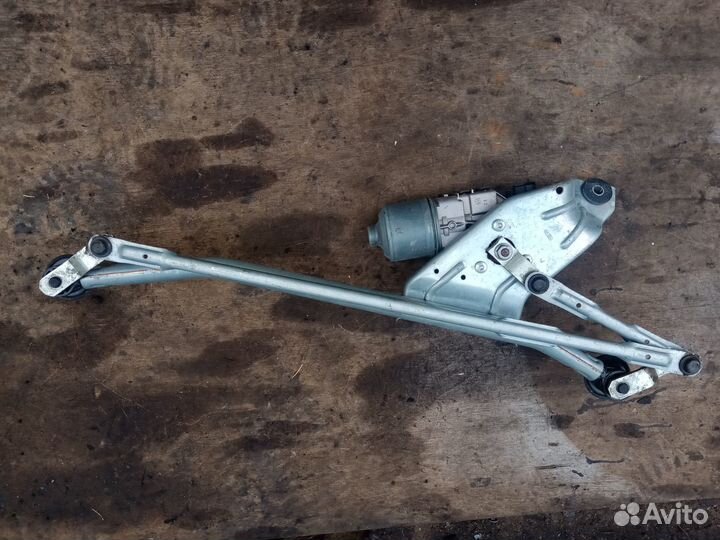 Трапеция дворников Рено Дастер 2014 год