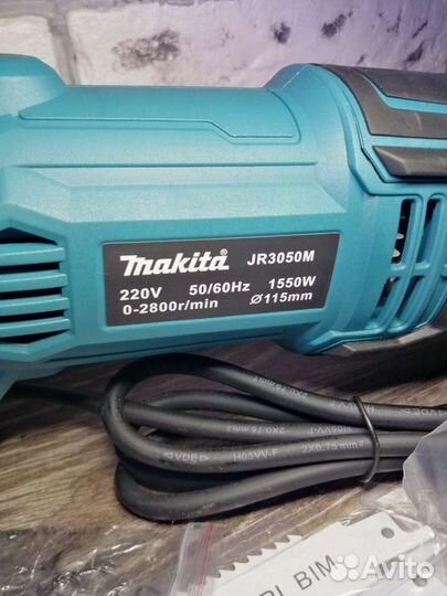 Сабельная пила makita