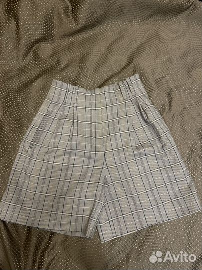 I am studio шорты