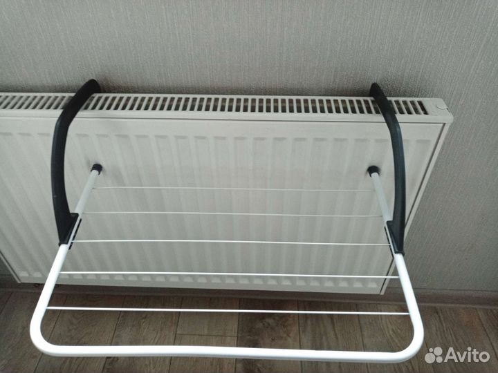 Сушилка на батарею новая, полка на балкон
