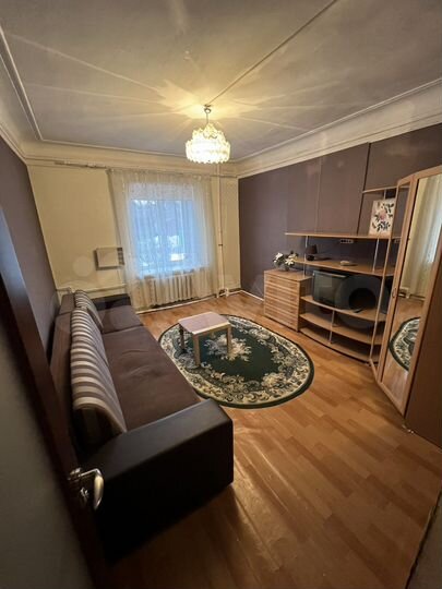 Комната 20 м² в 2-к., 1/2 эт.