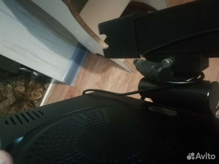 DVD на подголовник