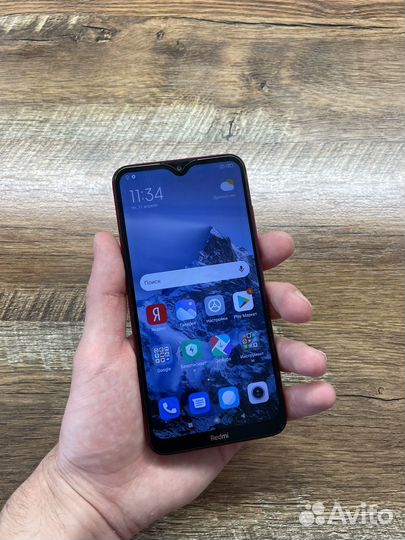 Xiaomi Redmi 8, 3/32 ГБ