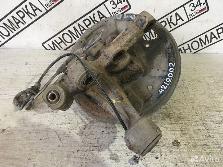 Кулак поворотный задний правый Toyota Avensis 1