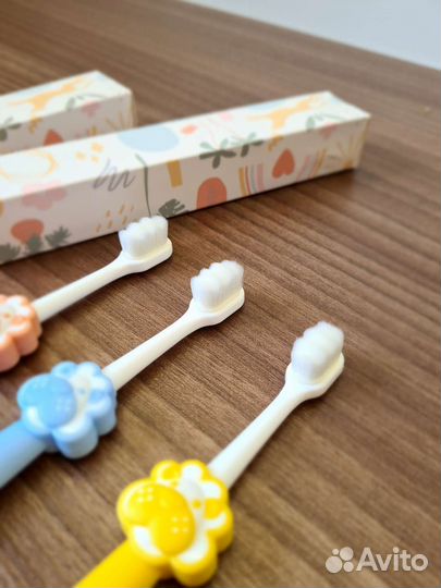 Зубная щетка